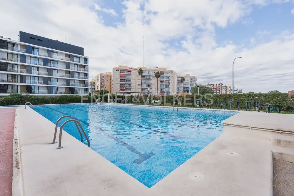 2 quarto Apartamento para arrendar em La Pobla de Farnals com piscina garagem - 1 200 € (Ref: 10098902)