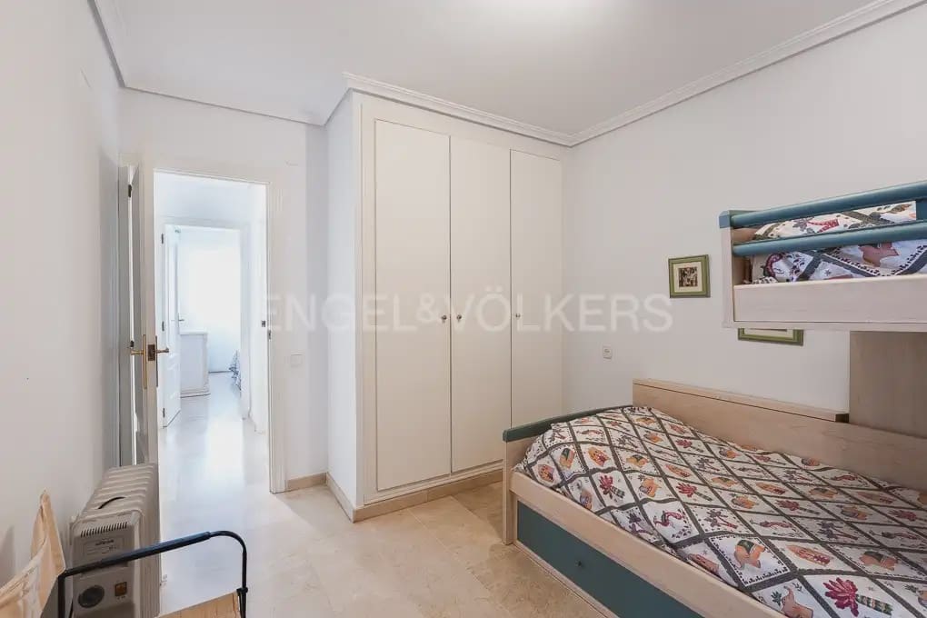 2 quarto Apartamento para arrendar em La Pobla de Farnals com piscina garagem - 1 200 € (Ref: 10098902)