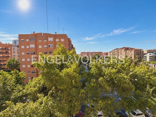Appartement de 2 chambres à louer à La Creu del Grau, Valence ville - 1 400 € (Ref: 10098903)