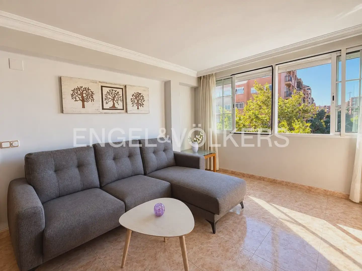 Appartement de 2 chambres à louer à Valence ville - 1 400 € (Ref: 10098903)