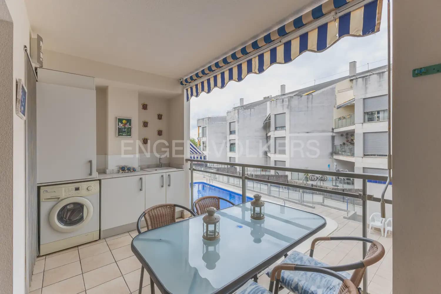 2 soverom Leilighet til leie i Pucol med svømmebasseng garasje - € 1 000 (Ref: 10098904)