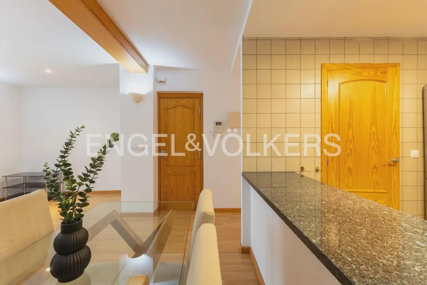 2 makuuhuone Asunto vuokrattavana paikassa Valencia kaupunki - 1 900 € (Ref: 10098905)