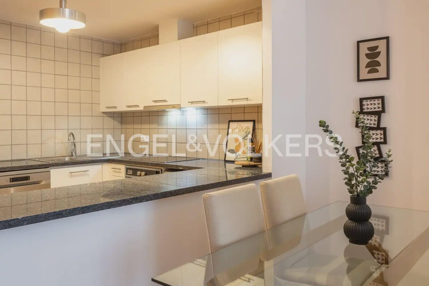 2 makuuhuone Asunto vuokrattavana paikassa Valencia kaupunki - 1 900 € (Ref: 10098905)
