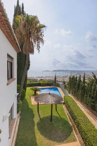 7 makuuhuone Huvila vuokrattavana paikassa Puerto, Javea / Xàbia mukana uima-altaan 
autotalli - 5 800 € (Ref: 10098906)
