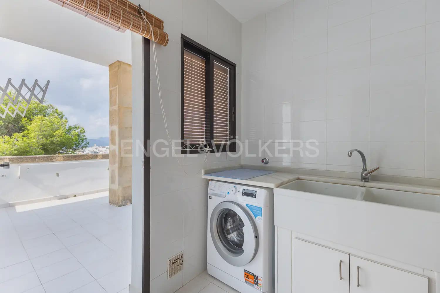 7 makuuhuone Huvila vuokrattavana paikassa Javea / Xabia mukana uima-altaan 
autotalli - 5 800 € (Ref: 10098906)