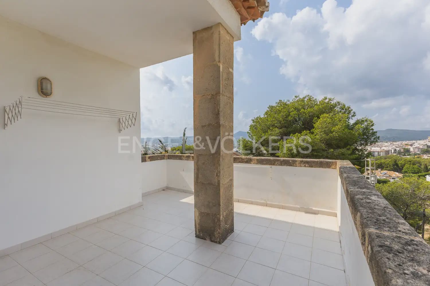 7 makuuhuone Huvila vuokrattavana paikassa Javea / Xabia mukana uima-altaan 
autotalli - 5 800 € (Ref: 10098906)