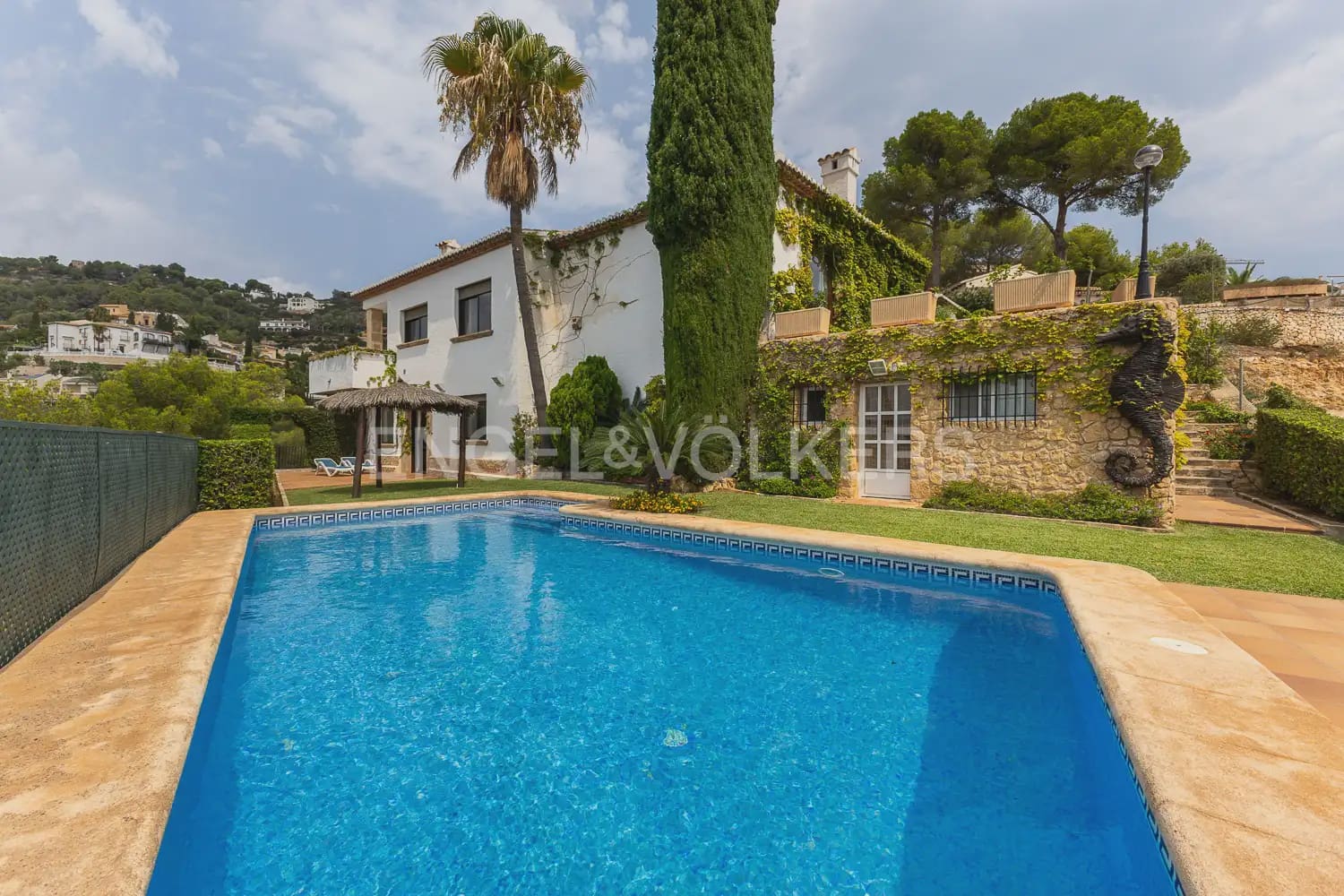 7 makuuhuone Huvila vuokrattavana paikassa Javea / Xabia mukana uima-altaan 
autotalli - 5 800 € (Ref: 10098906)