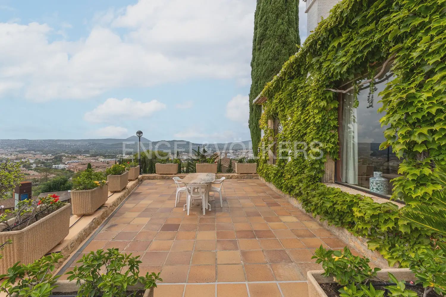 7 makuuhuone Huvila vuokrattavana paikassa Javea / Xabia mukana uima-altaan 
autotalli - 5 800 € (Ref: 10098906)