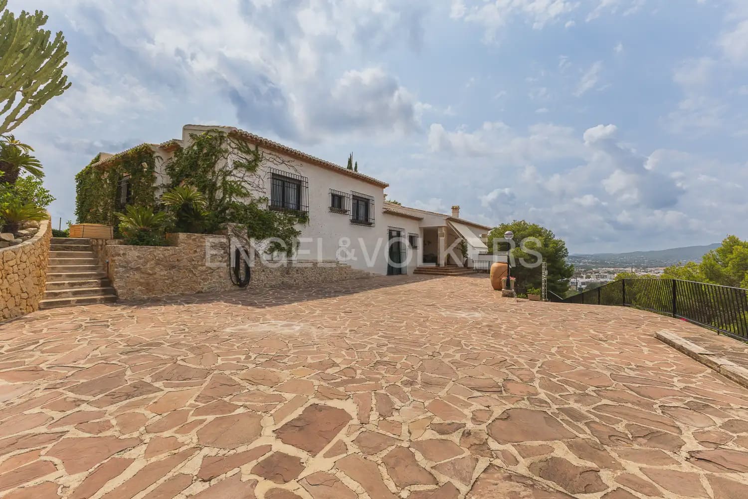 7 makuuhuone Huvila vuokrattavana paikassa Javea / Xabia mukana uima-altaan 
autotalli - 5 800 € (Ref: 10098906)