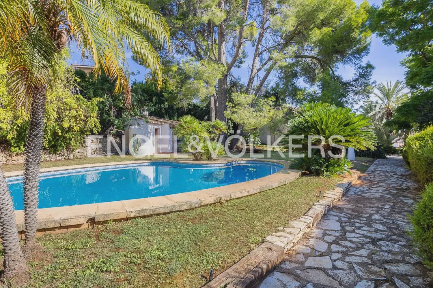 4 slaapkamer Finca/Landhuis te koop in Pego met zwembad - € 900.000 (Ref: 10099081)