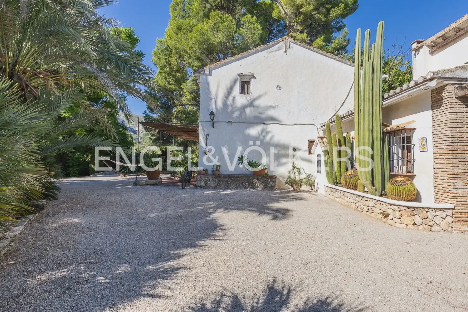 4 slaapkamer Finca/Landhuis te koop in Pego met zwembad - € 900.000 (Ref: 10099081)