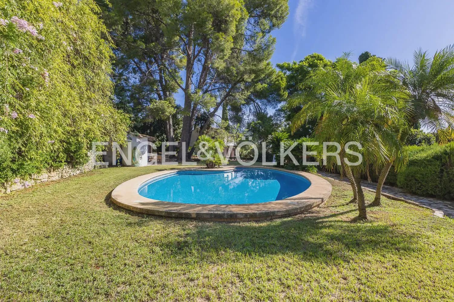 4 slaapkamer Finca/Landhuis te koop in Pego met zwembad - € 900.000 (Ref: 10099081)