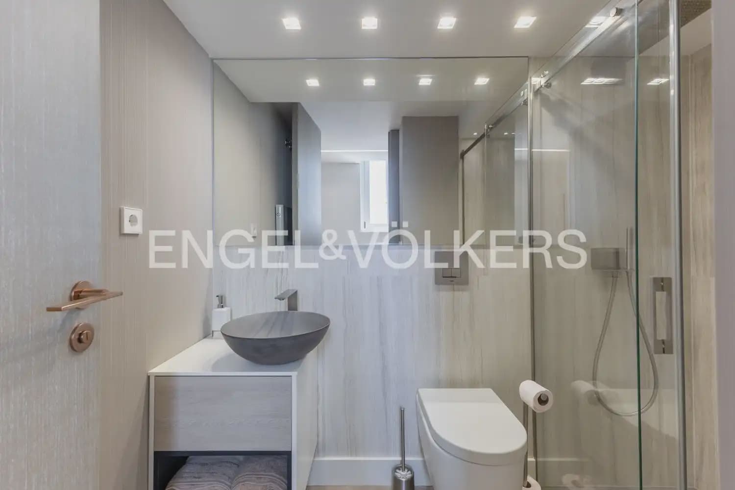 2 Zimmer Penthouse zu verkaufen in Valencia Stadt mit Pool Garage - 2.990.000 € (Ref: 10099082)