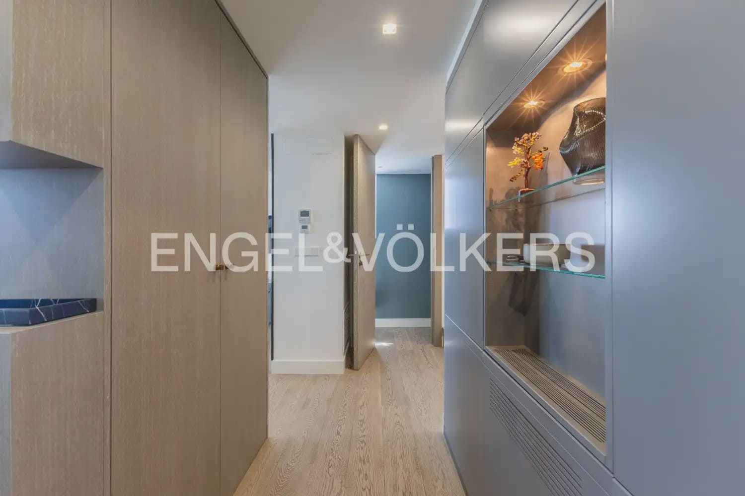 2 Zimmer Penthouse zu verkaufen in Valencia Stadt mit Pool Garage - 2.990.000 € (Ref: 10099082)