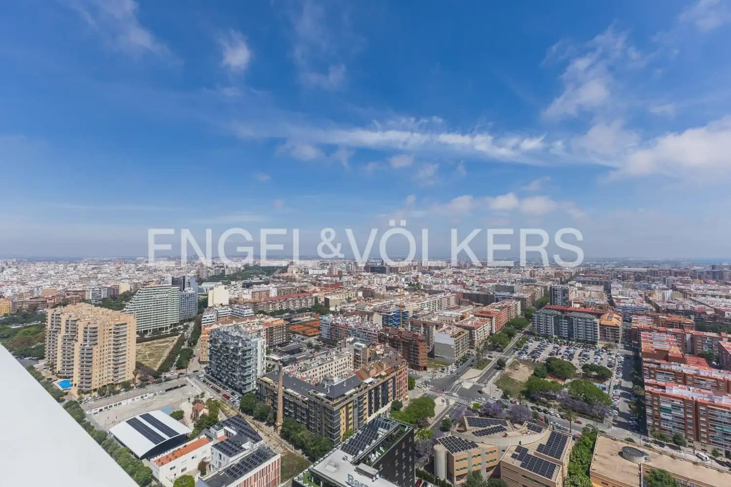 2 Zimmer Penthouse zu verkaufen in Valencia Stadt mit Pool Garage - 2.990.000 € (Ref: 10099082)