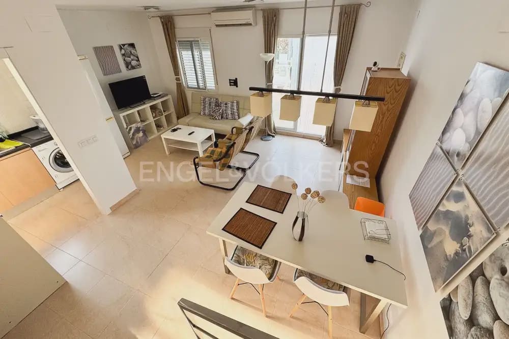 Appartement de 2 chambres à louer à Oliva avec piscine - 900 € (Ref: 10099083)