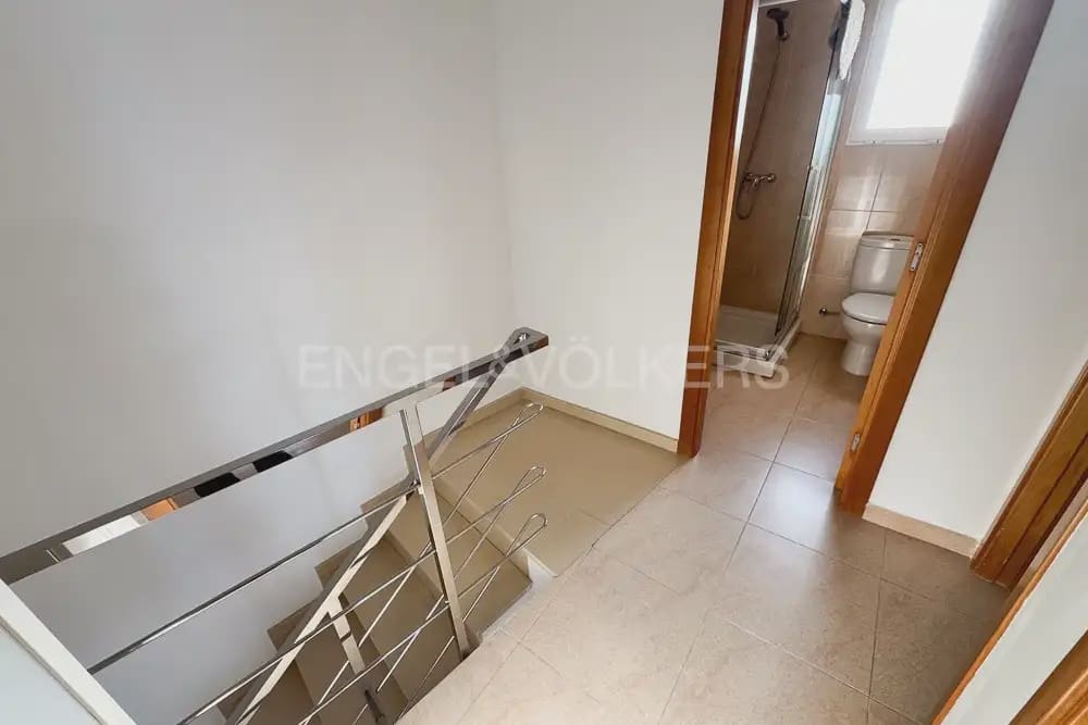 Appartement de 2 chambres à louer à Oliva avec piscine - 900 € (Ref: 10099083)