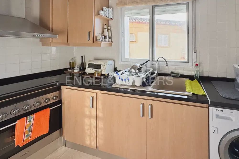 Appartement de 2 chambres à louer à Oliva avec piscine - 900 € (Ref: 10099083)