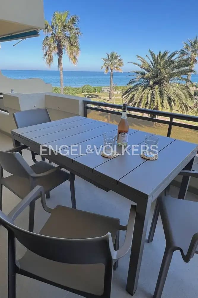 2 bedroom Flat for rent in Denia with pool garage - € 1,500 (Ref: 10099380)