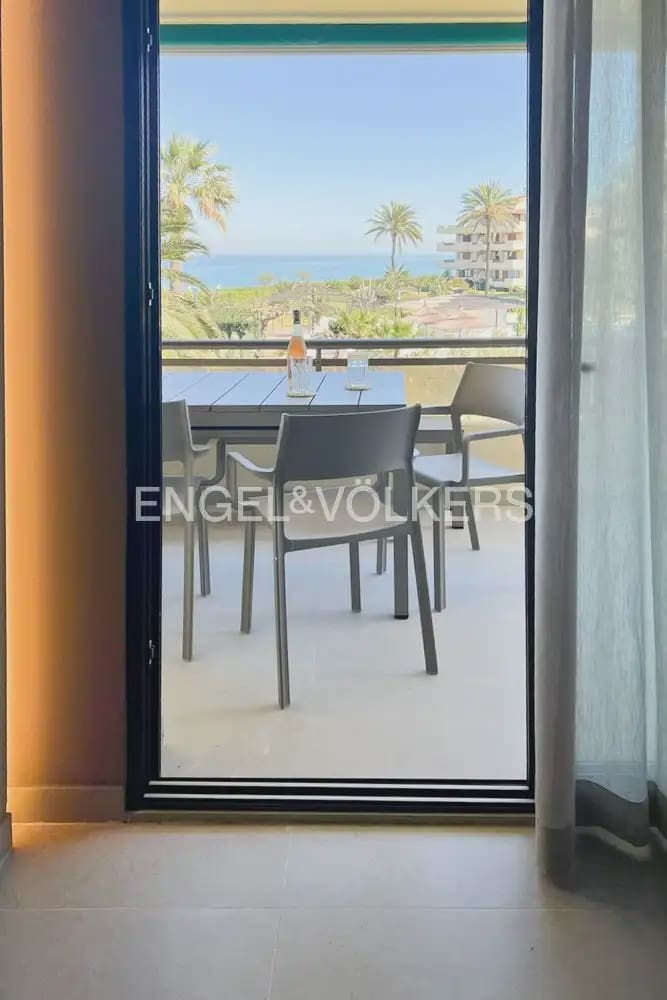 2 bedroom Flat for rent in Denia with pool garage - € 1,500 (Ref: 10099380)
