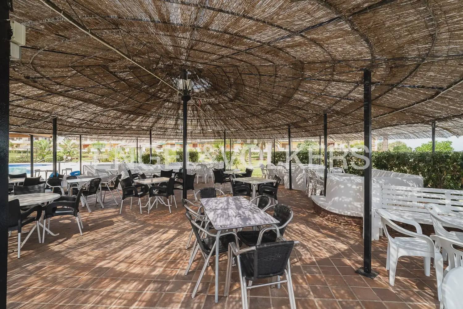 2 bedroom Flat for rent in Denia with pool garage - € 1,500 (Ref: 10099380)