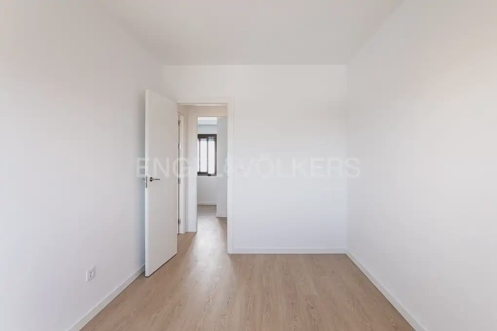 4 camera da letto Appartamento da affittare in Valencia citta - 1.800 € (Rif: 10099381)