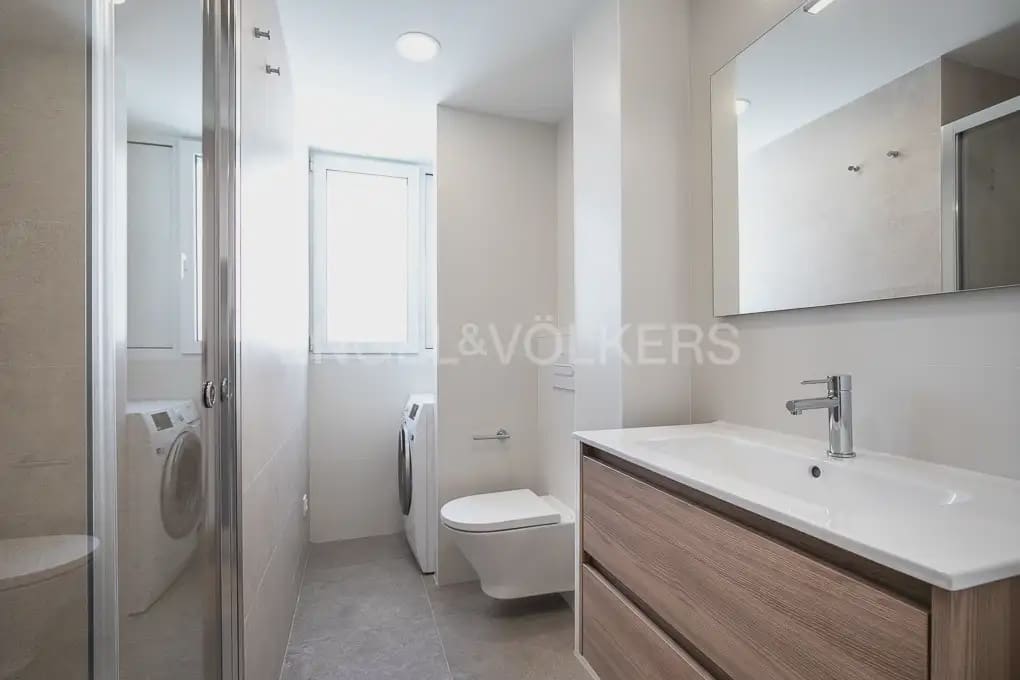 4 camera da letto Appartamento da affittare in Valencia citta - 1.800 € (Rif: 10099381)