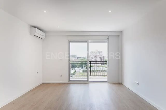 4 camera da letto Appartamento da affittare in Benicalap, Valencia città - 1.800 € (Rif: 10099381)