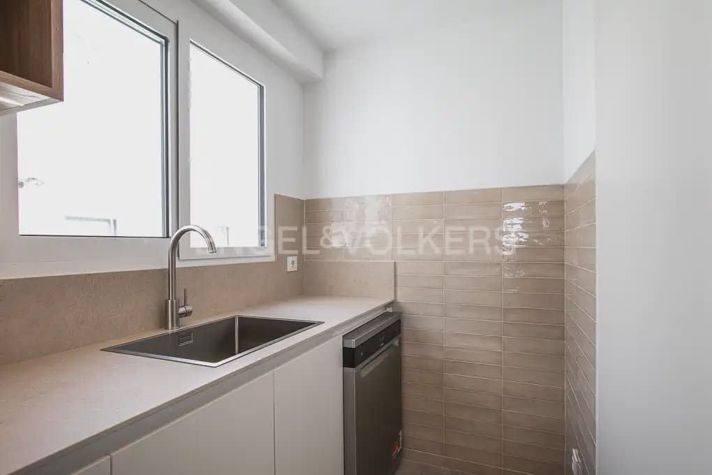 4 camera da letto Appartamento da affittare in Valencia citta - 1.800 € (Rif: 10099381)