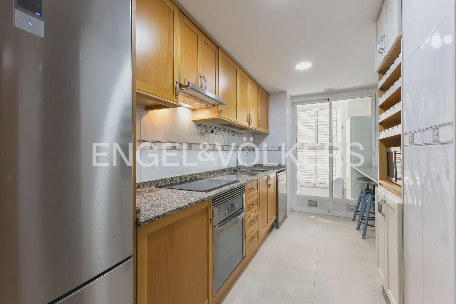 3 Zimmer Wohnung zu vermieten in Valencia Stadt mit Garage - 1.700 € (Ref: 10099382)