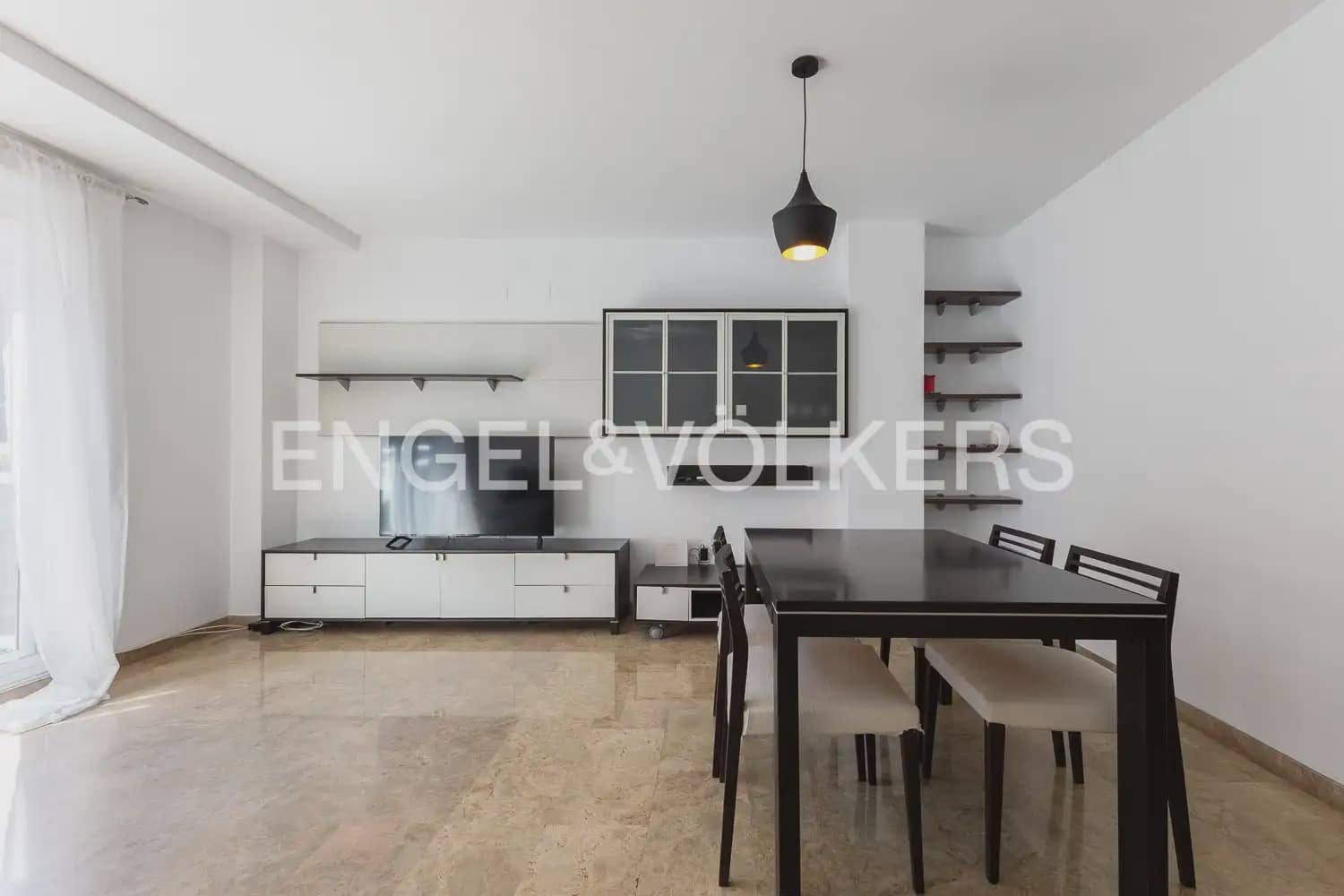 3 Zimmer Wohnung zu vermieten in Valencia Stadt mit Garage - 1.700 € (Ref: 10099382)