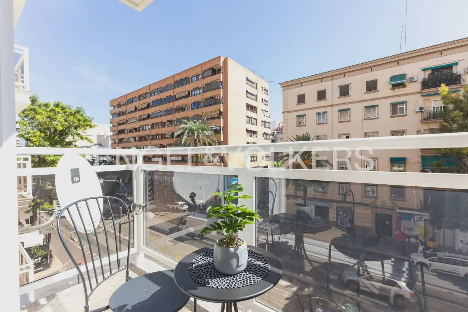 3 Zimmer Wohnung zu vermieten in Valencia Stadt mit Garage - 1.700 € (Ref: 10099382)