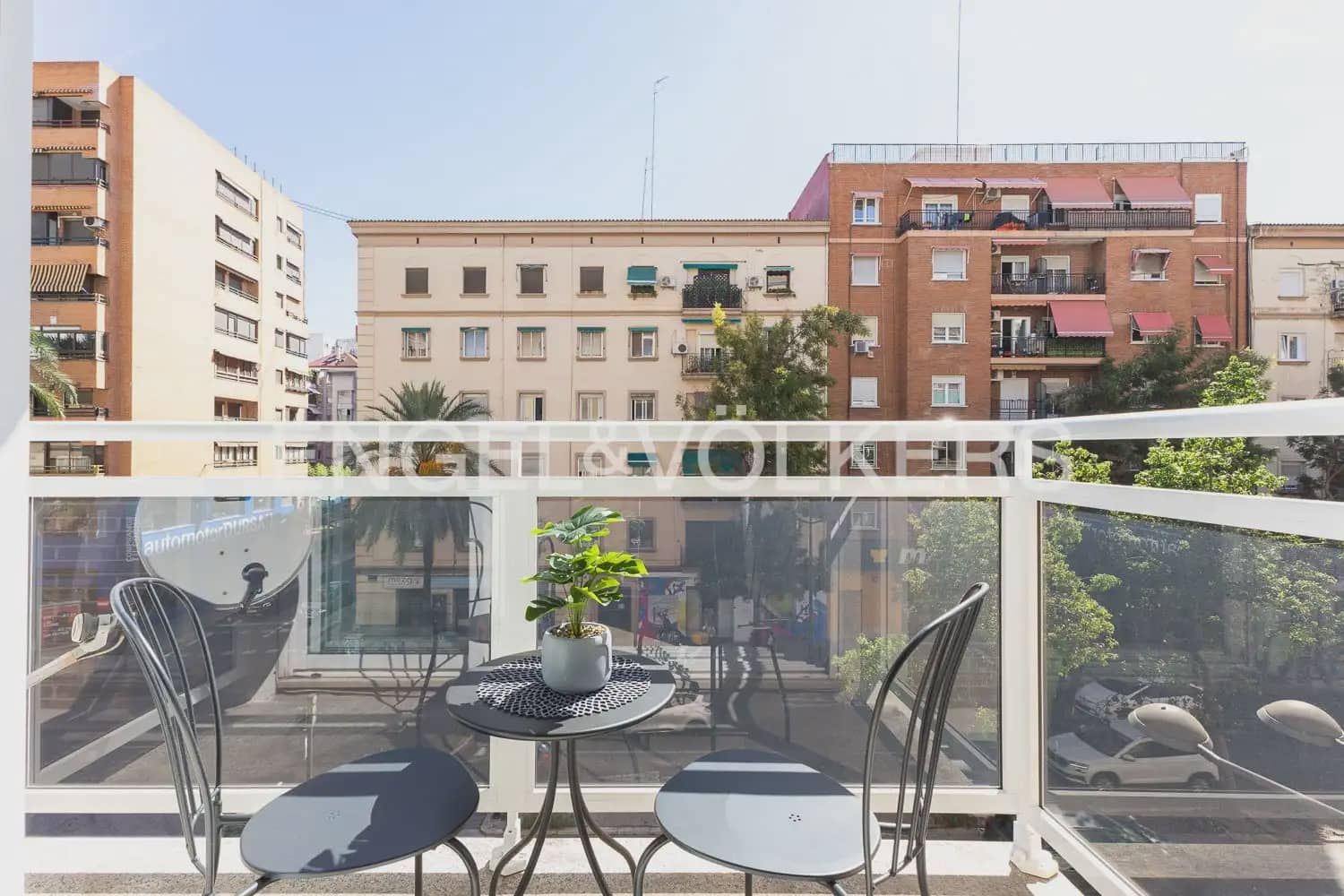 3 Zimmer Wohnung zu vermieten in Valencia Stadt mit Garage - 1.700 € (Ref: 10099382)