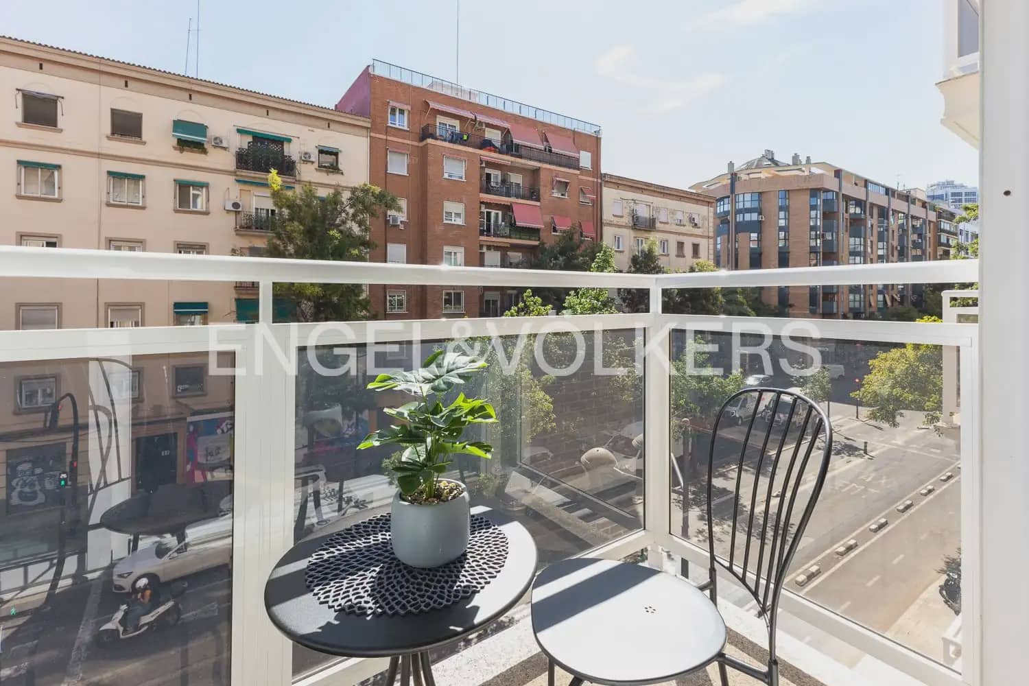 3 Zimmer Wohnung zu vermieten in Valencia Stadt mit Garage - 1.700 € (Ref: 10099382)