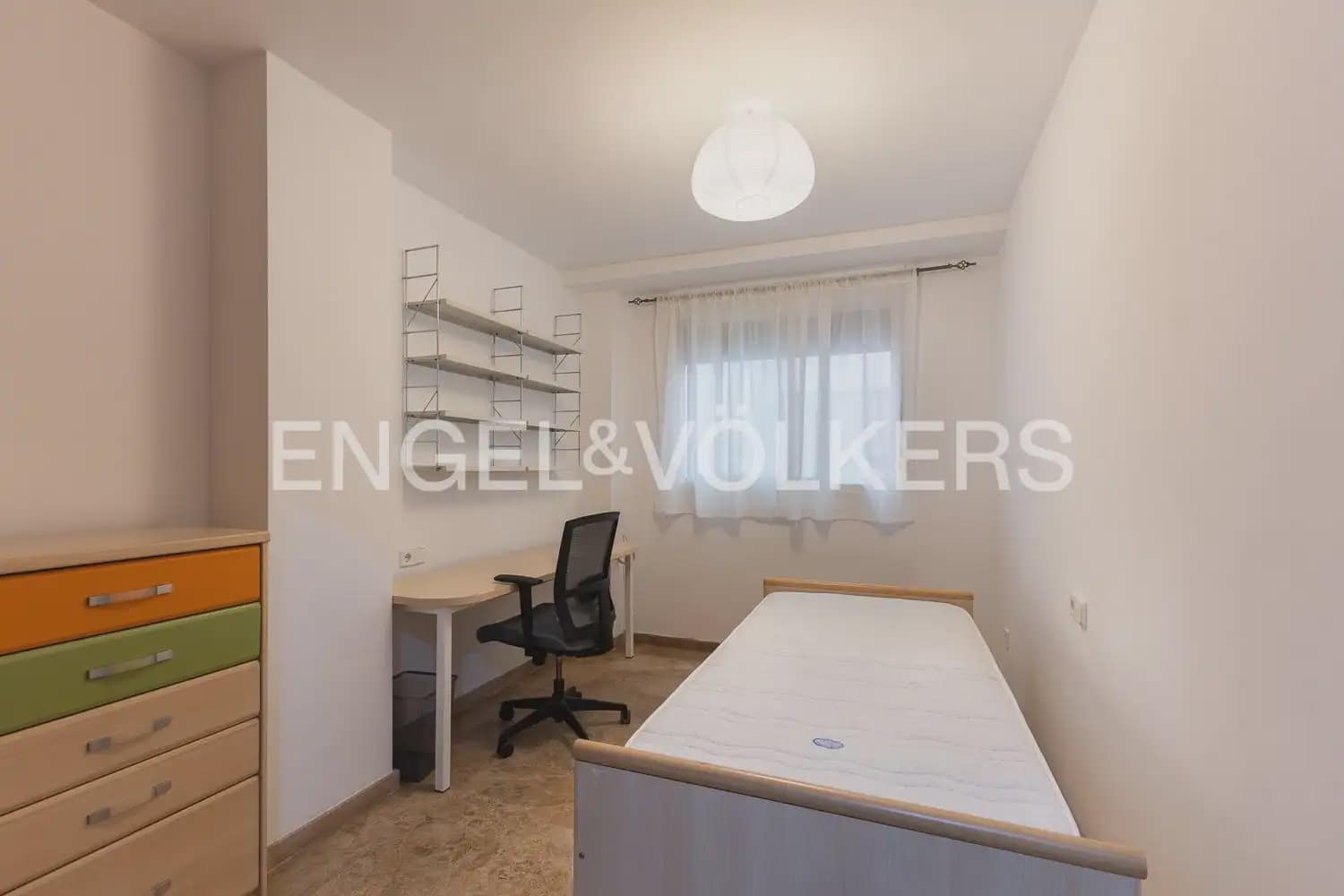3 Zimmer Wohnung zu vermieten in Valencia Stadt mit Garage - 1.700 € (Ref: 10099382)