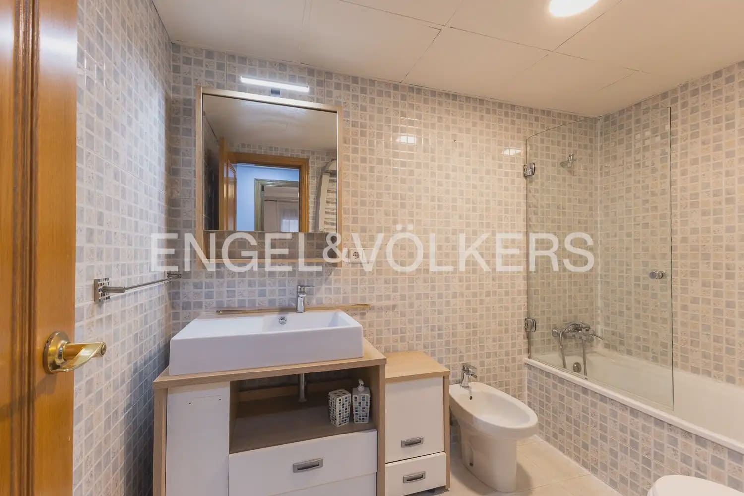 3 Zimmer Wohnung zu vermieten in Valencia Stadt mit Garage - 1.700 € (Ref: 10099382)
