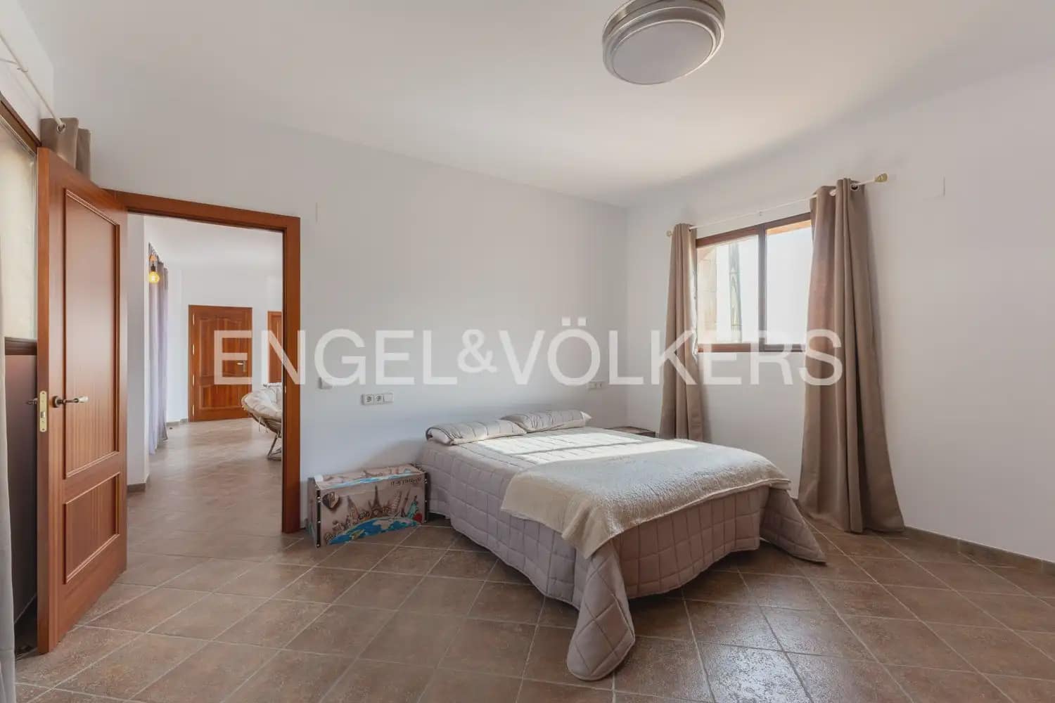 1 slaapkamer Flat te huur in Riba-roja de Turia - € 1.000 (Ref: 10099383)