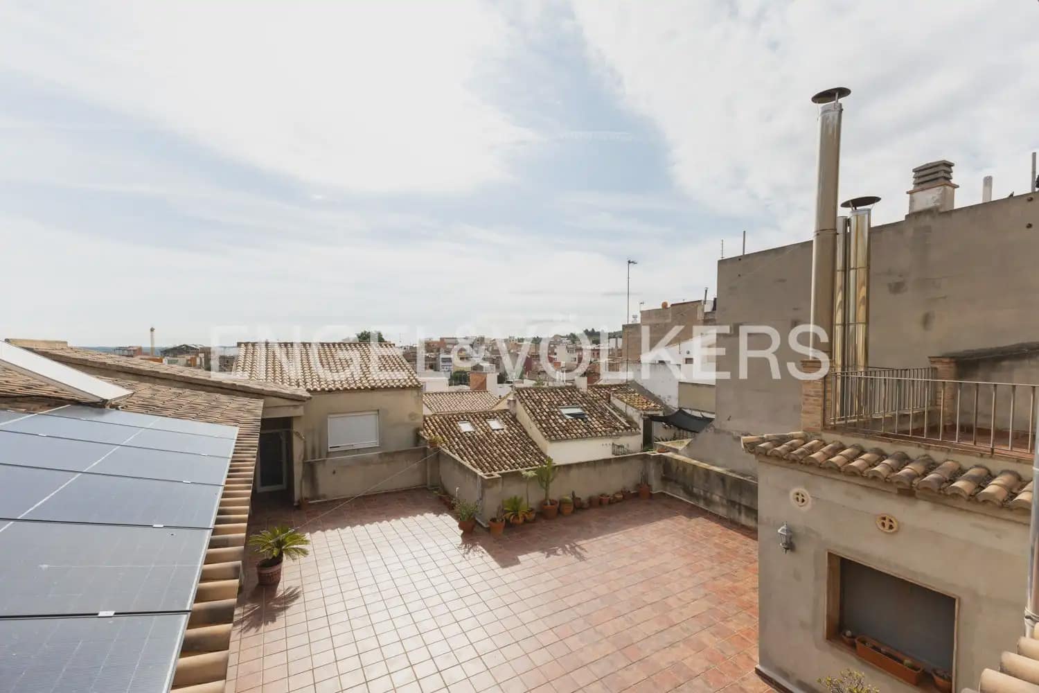1 slaapkamer Flat te huur in Riba-roja de Turia - € 1.000 (Ref: 10099383)