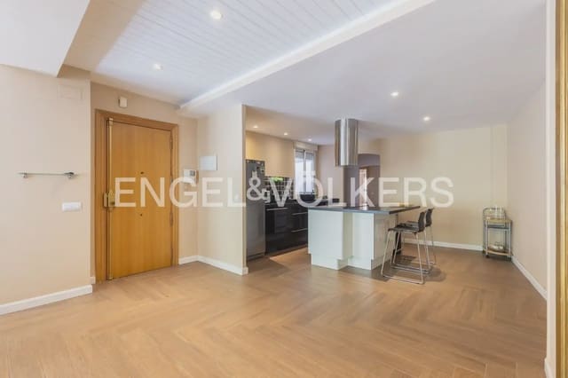2 soveværelse Lejlighed til leje i El Mercat, Valencia by - € 2.000 (Ref: 10099385)