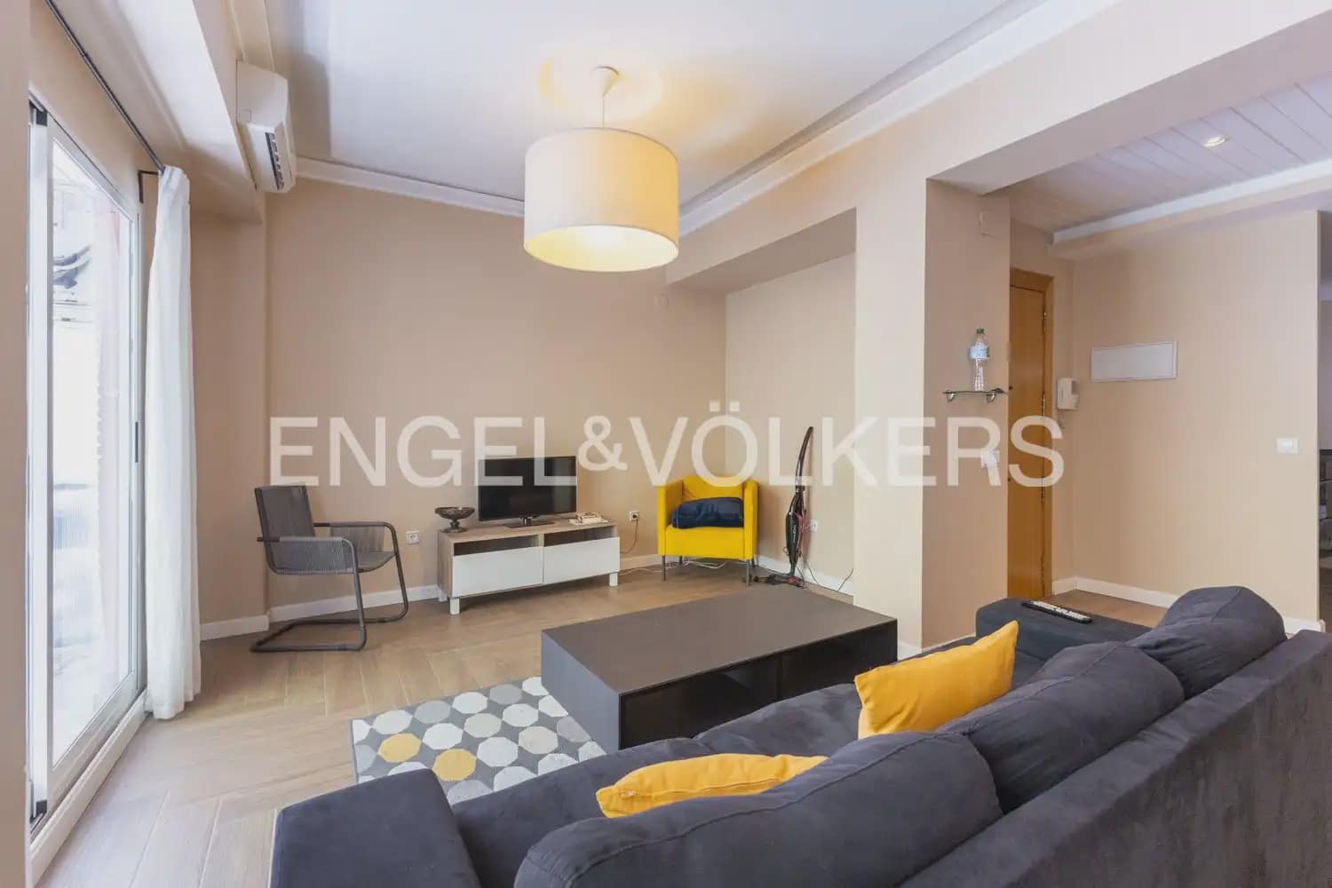 2 sovrum Lägenhet att hyra i Valencia stad - 2 000 € (Ref: 10099385)