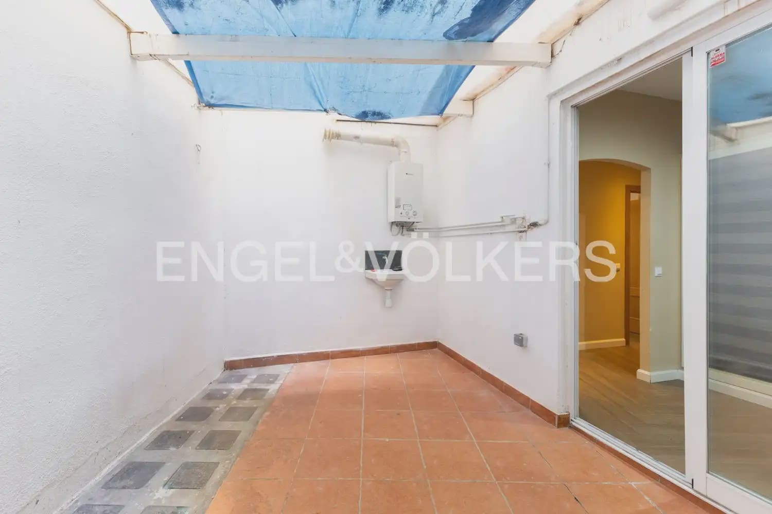 2 sovrum Lägenhet att hyra i Valencia stad - 2 000 € (Ref: 10099385)