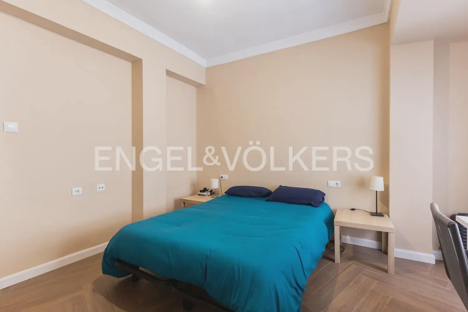 2 sovrum Lägenhet att hyra i Valencia stad - 2 000 € (Ref: 10099385)