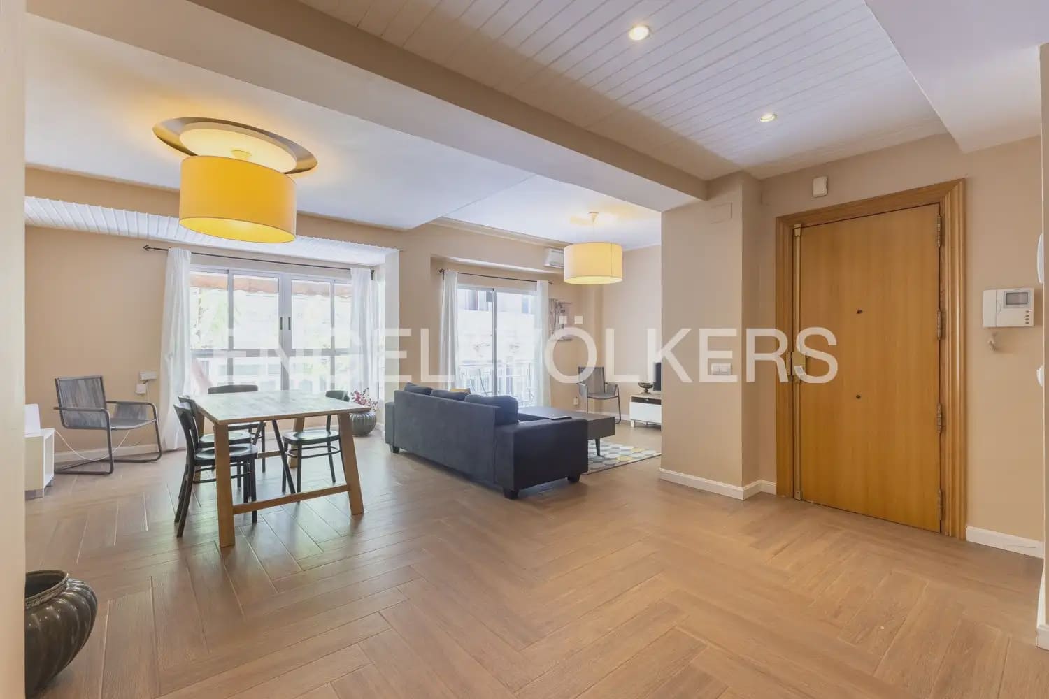 2 sovrum Lägenhet att hyra i Valencia stad - 2 000 € (Ref: 10099385)