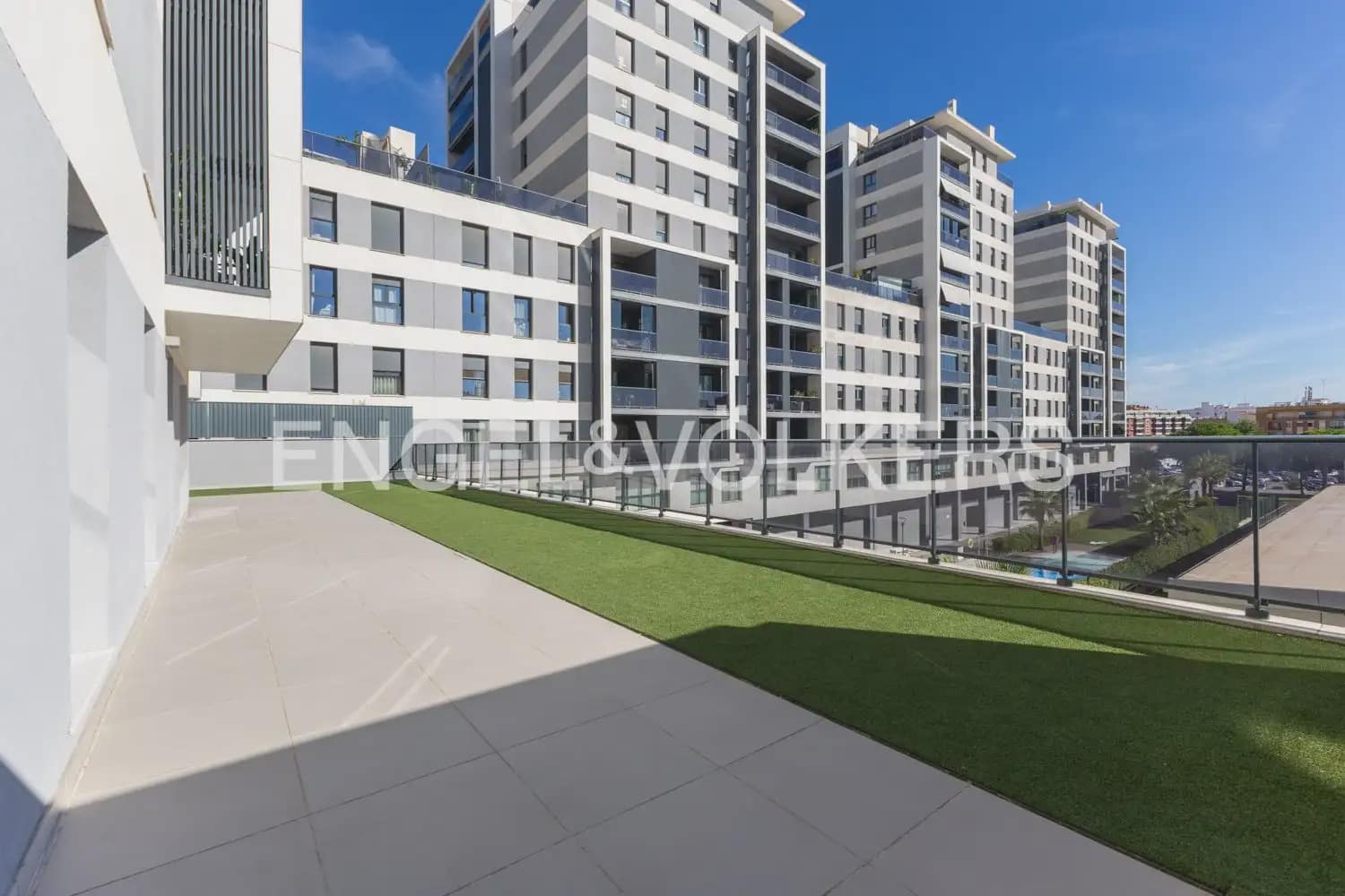 Piso de 3 habitaciones en València ciudad en venta con piscina garaje - 925.000 € (Ref: 10099386)