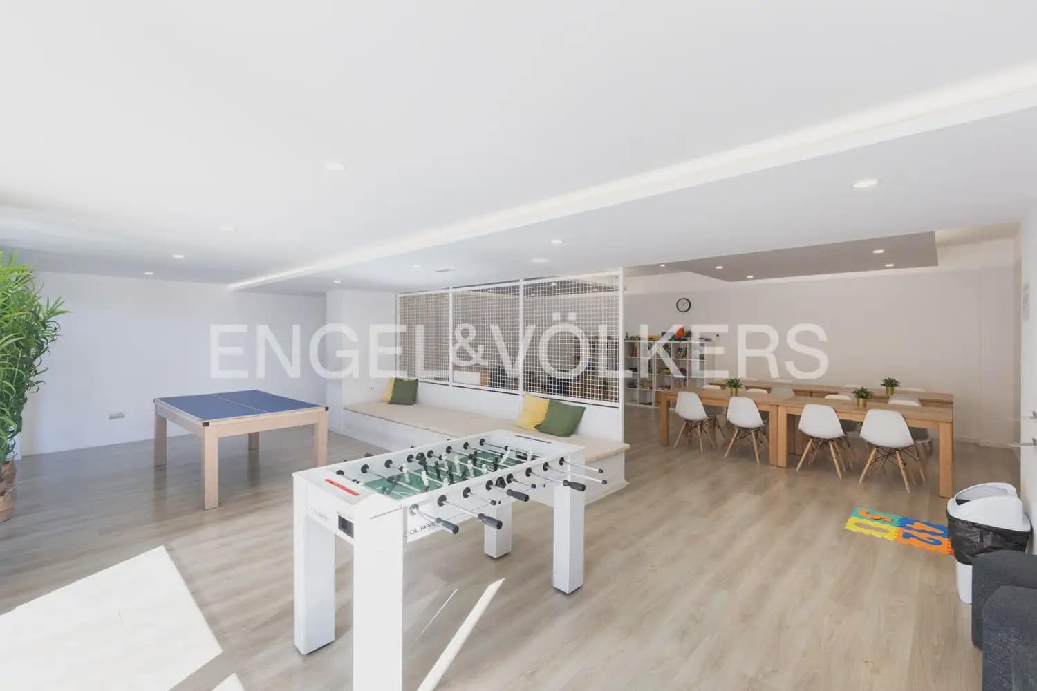 Piso de 3 habitaciones en València ciudad en venta con piscina garaje - 925.000 € (Ref: 10099386)