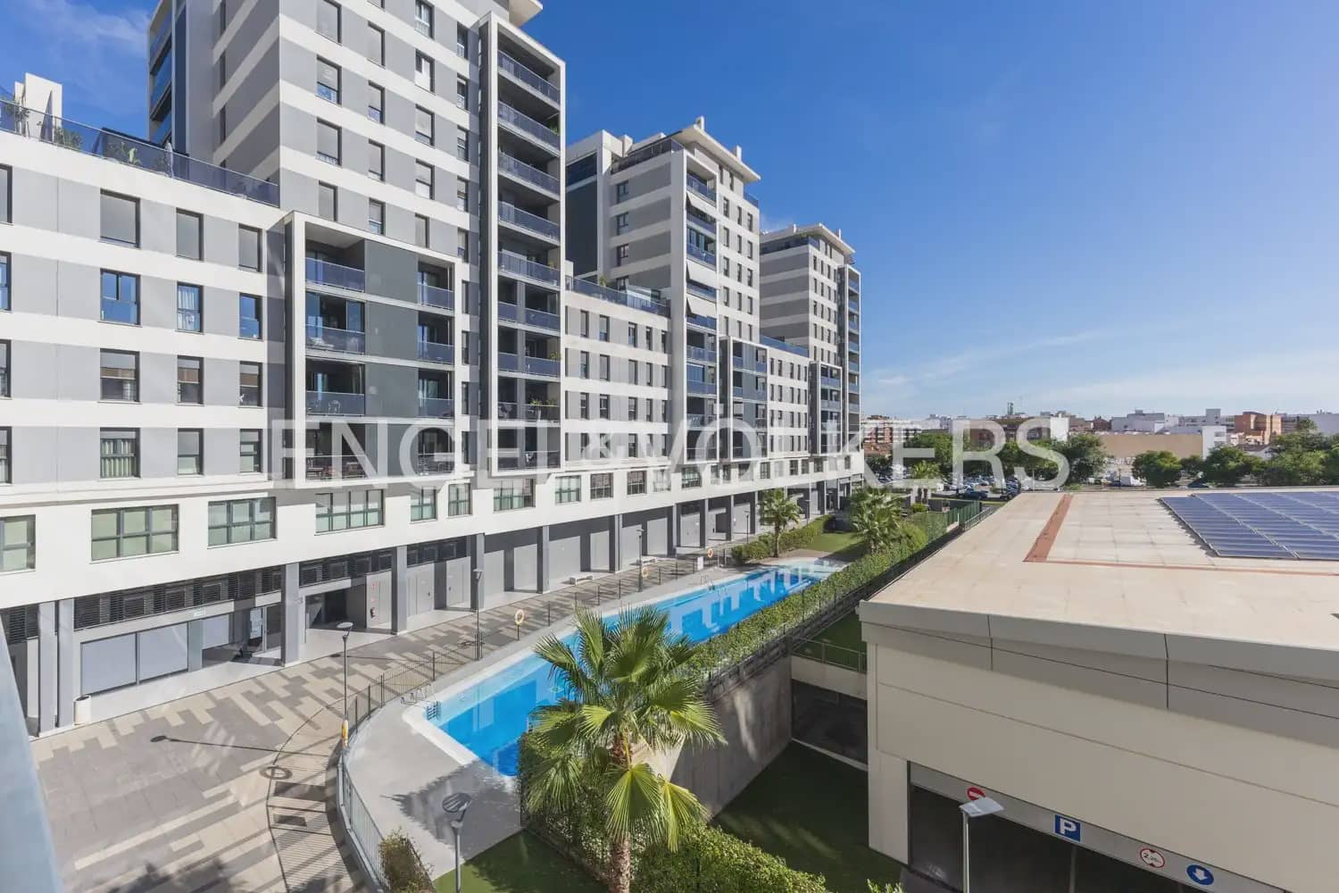 Piso de 3 habitaciones en València ciudad en venta con piscina garaje - 925.000 € (Ref: 10099386)
