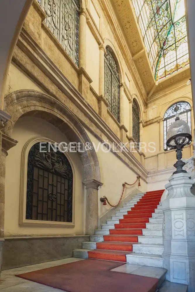 Appartement à vendre à Valence ville avec garage - 2 900 000 € (Ref: 10099387)