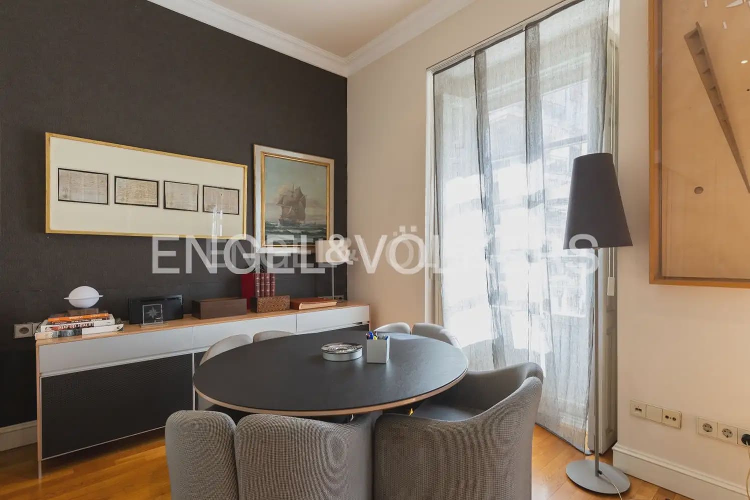 Appartement à vendre à Valence ville avec garage - 2 900 000 € (Ref: 10099387)