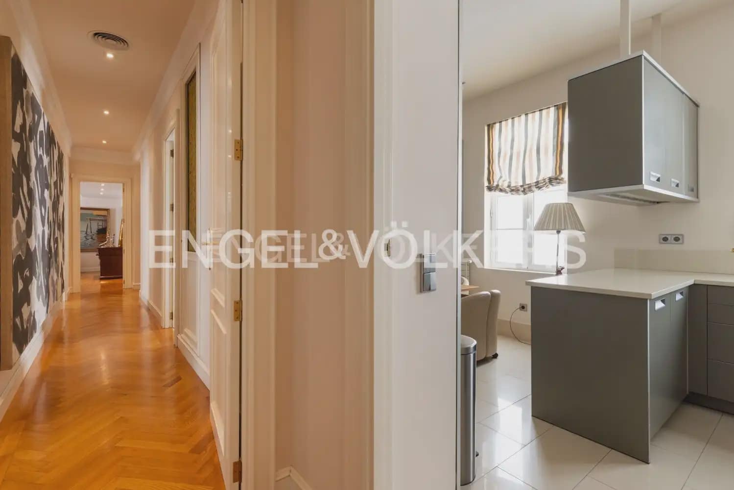 Appartement à vendre à Valence ville avec garage - 2 900 000 € (Ref: 10099387)