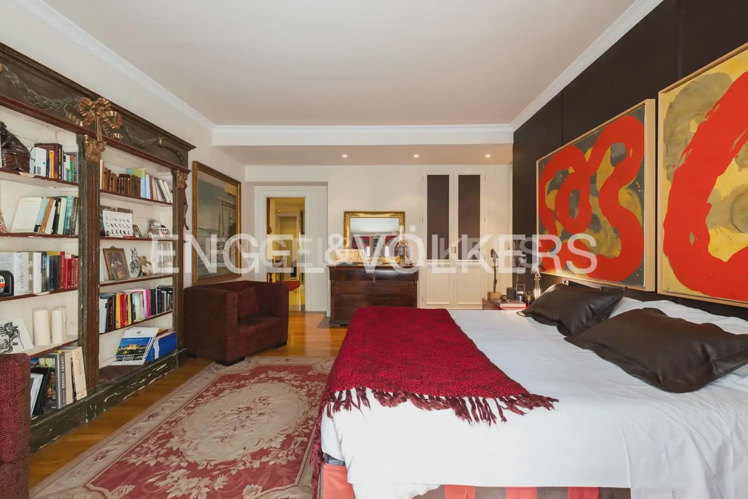 Appartement à vendre à Valence ville avec garage - 2 900 000 € (Ref: 10099387)
